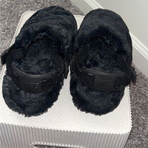 Nike Black Plush Slide Sandals with Adjustable Strap